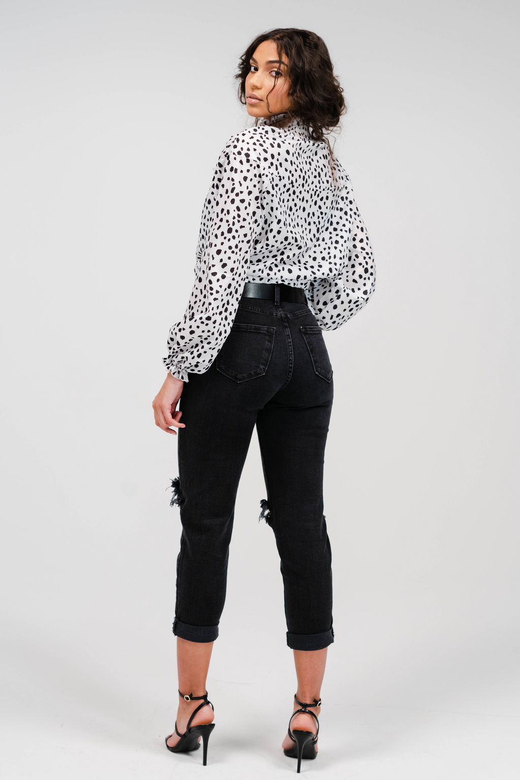 POLKA DOT PUFF SLEEVE